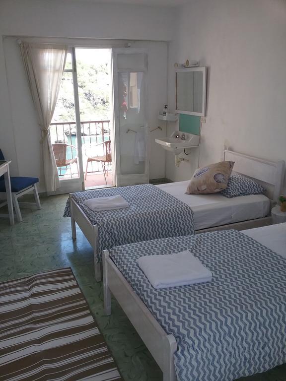 La Marina De Maria Guest House Кала Фигуера Экстерьер фото